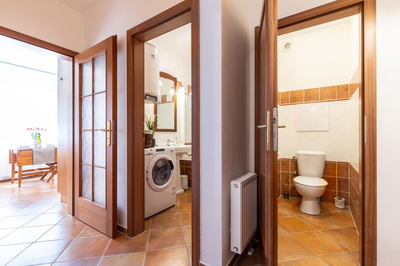 Apartman Dream V Mikulove - Jine Ubytovani Lednice Apartment Екстериор снимка